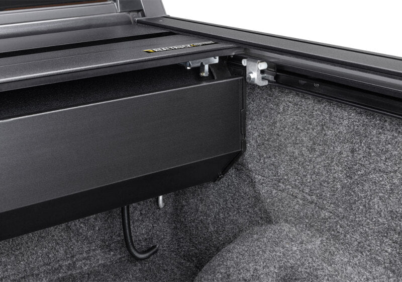 Retrax 2007-2020 Toyota Tundra CrewMax 5.5ft Bed RetraxPRO XR with Deck Rail System