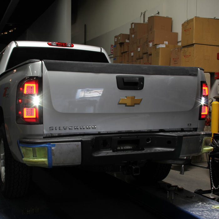 SPYDER xTune 07-13 Chevrolet Silverado 1500/3500 Full LED Tail Lights - Black (ALT-CH-CSIL07-FLED-BK) 9951480