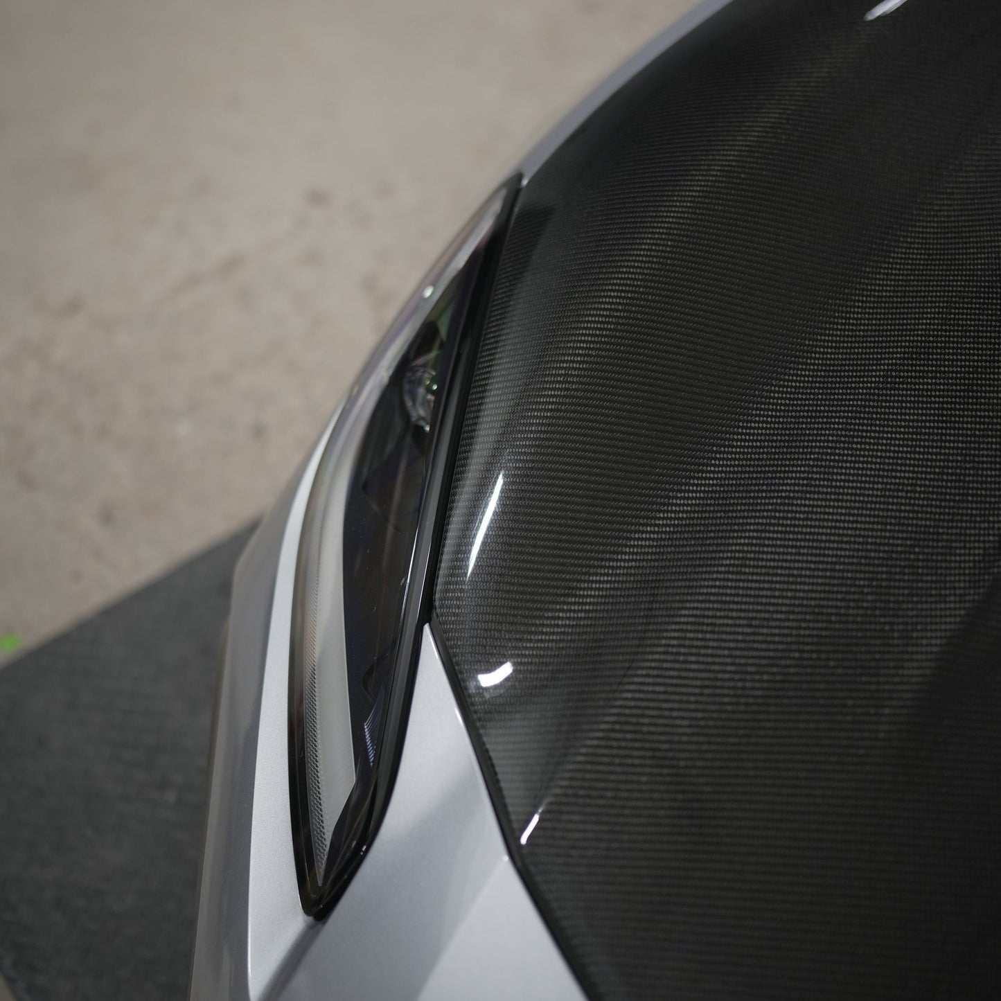 JDMuscle [22+BRZ/GR86] Tanso Carbon Fiber Hood - STI style