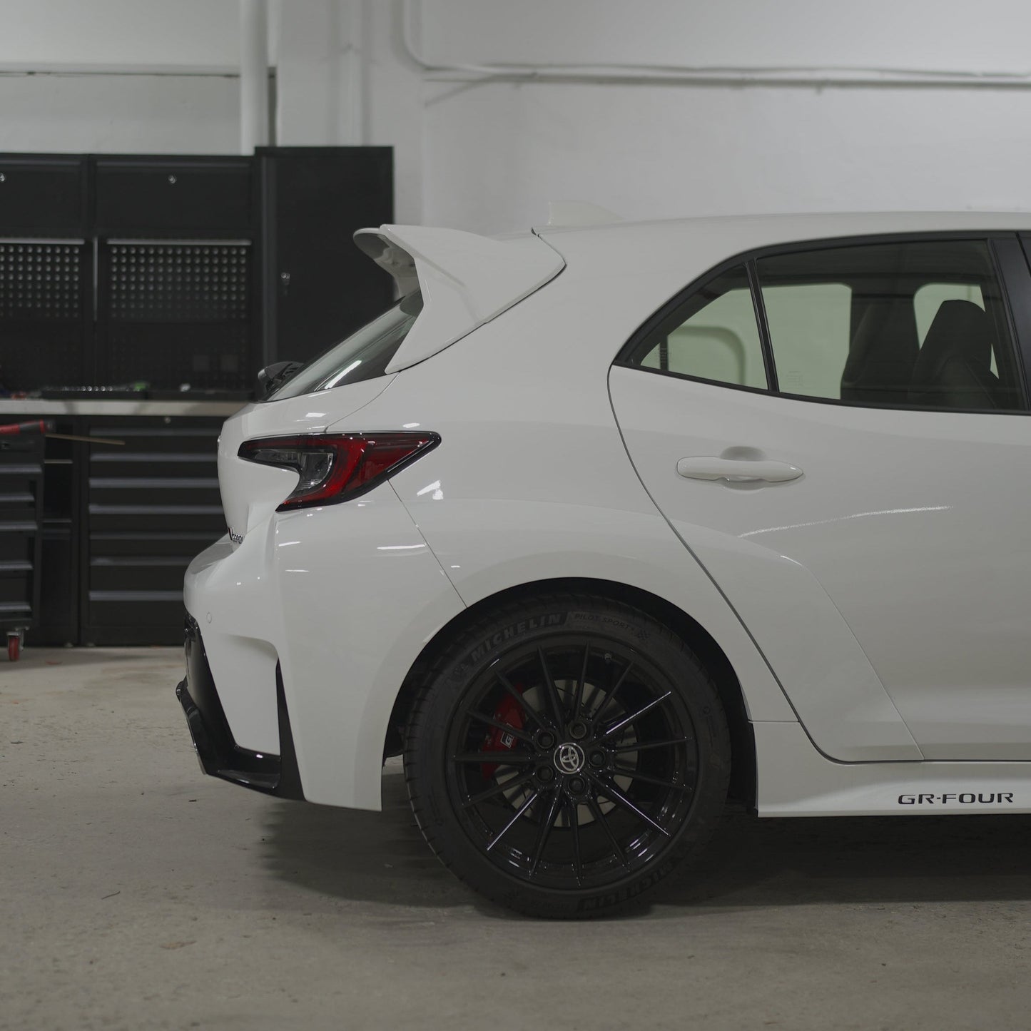 JDMuscle [23+ GR Corolla, 19+ Corolla Hatch] Spec C Spoiler - Paint Matched/Gloss Black/Carbon Fiber
