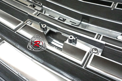 Badgeless Front Grille (Gloss Black with Mid Bar Chrome) For 2021-2022 Chevrolet Tahoe & Suburban