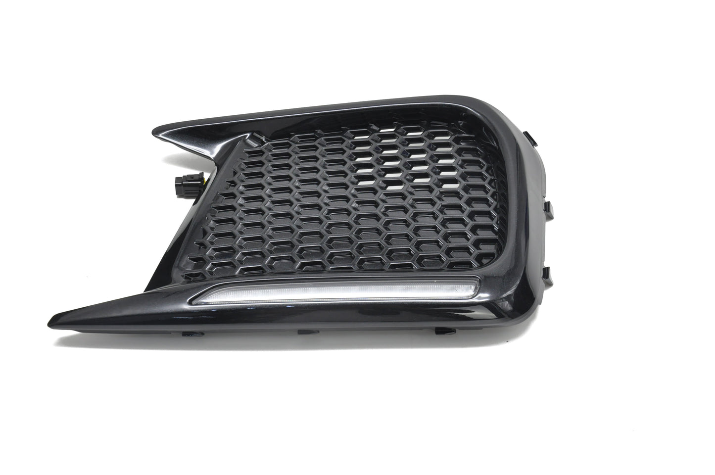 JDMuscle [18-21 WRX/STI] JDM Style Sequential Turn+Drl Bezel w/o Fog Light