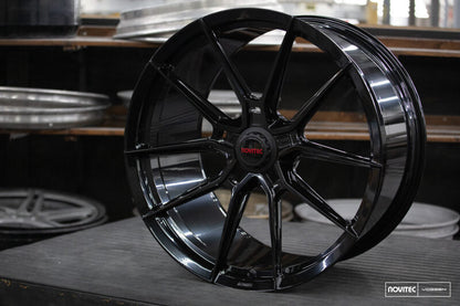Vossen x Novitec NF10 21x9.5 ET:28 Gloss Black Ferrari SF90 Front Wheel