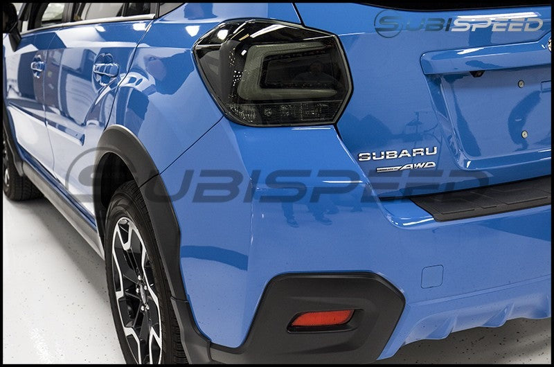 OLM Crosstrek Rear Bumper Reflector with Turn Signals - 2013-2017 Crosstrek