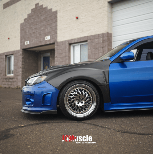 JDMuscle [08-14 WRX/STI] Tanso Carbon Fiber CS Style Side Skirt